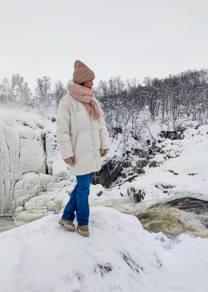 Водопад на реке Титовка