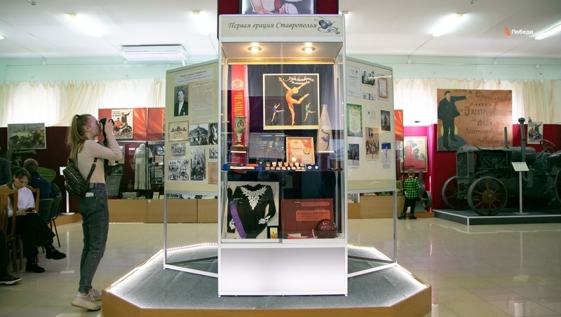    Выставка «Первая грация Ставрополья» Фото: Валерия Алтухова / / ИА «Победа26»