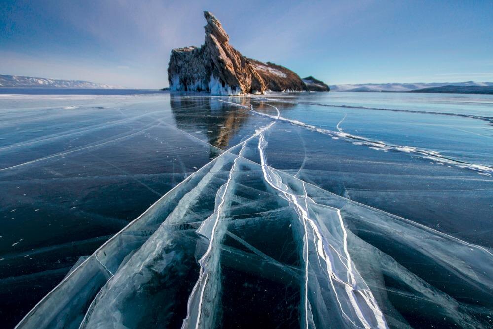 Зимний Байкал. Изображение взято из открытого источника "Яндекс Картинки"