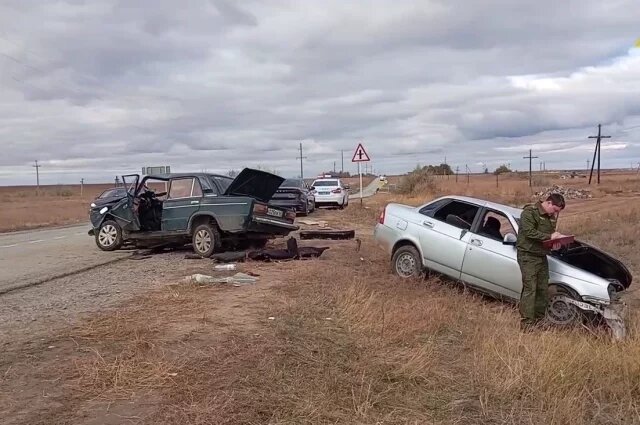    Кто виноват в ДТП под Волгоградом, где двое погибли, еще восемь пострадали?
