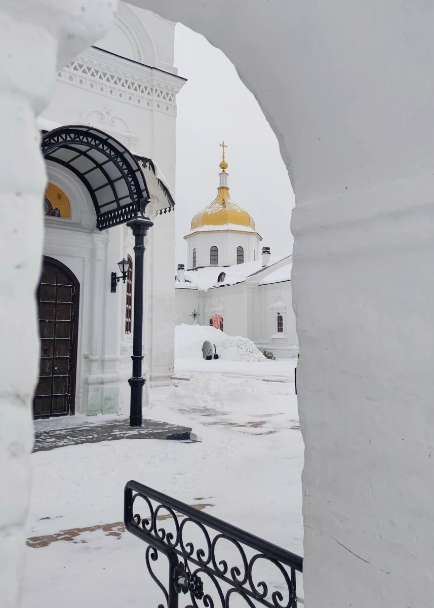 Знаменский Абалакский мужской монастырь