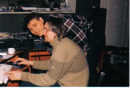 Юрий Смирнов и Константин Стрелков (Новая Земля) студия Контакт 2004 г. СПб