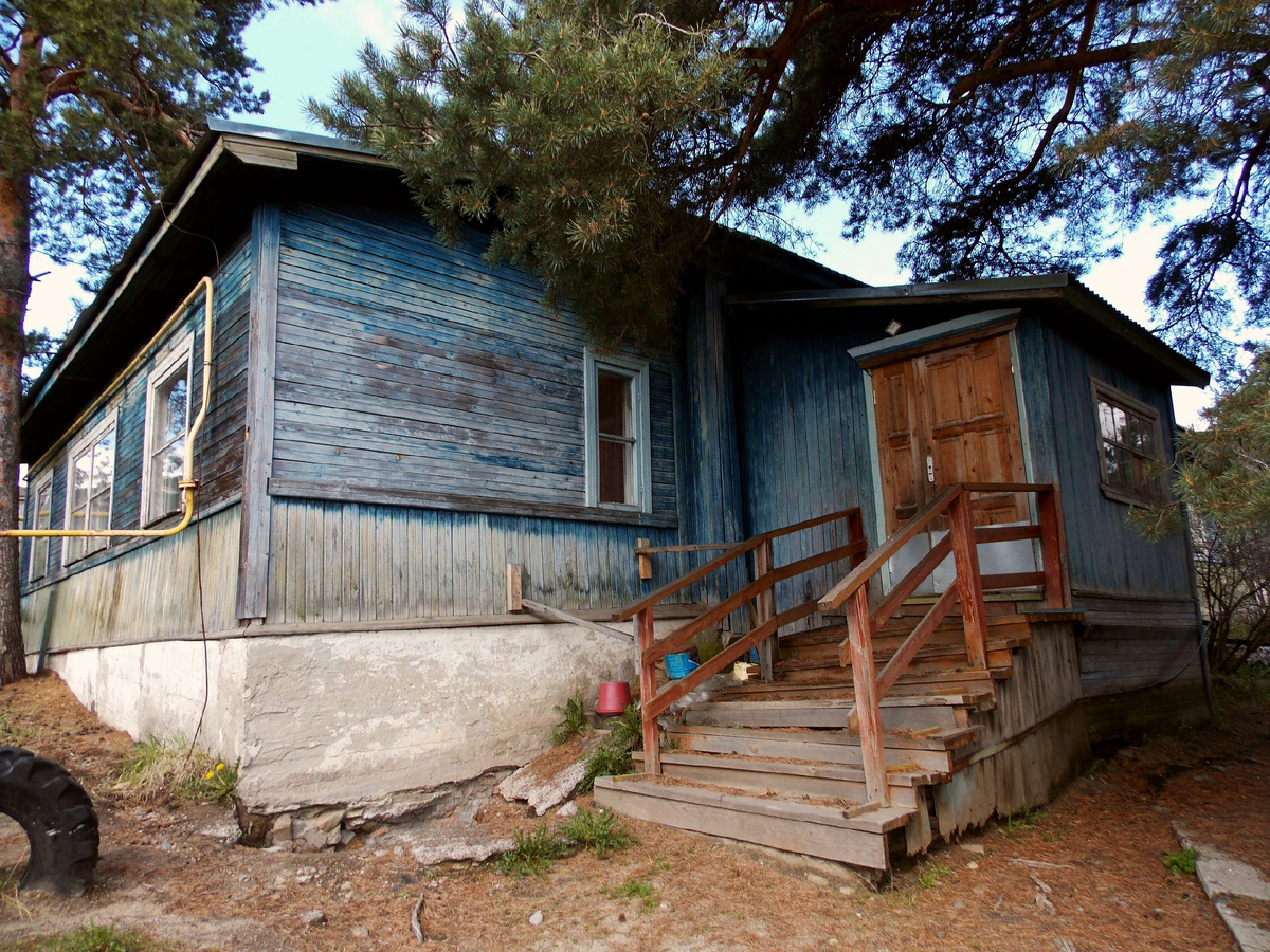 Посетил бывший детский сад на ст. Шуйская в который ходил когда то сам.