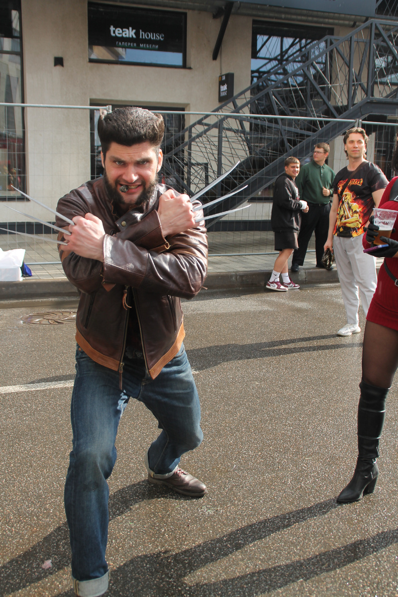 Росомаха на Косплее в Питере в 2024 году. Фото Автора.