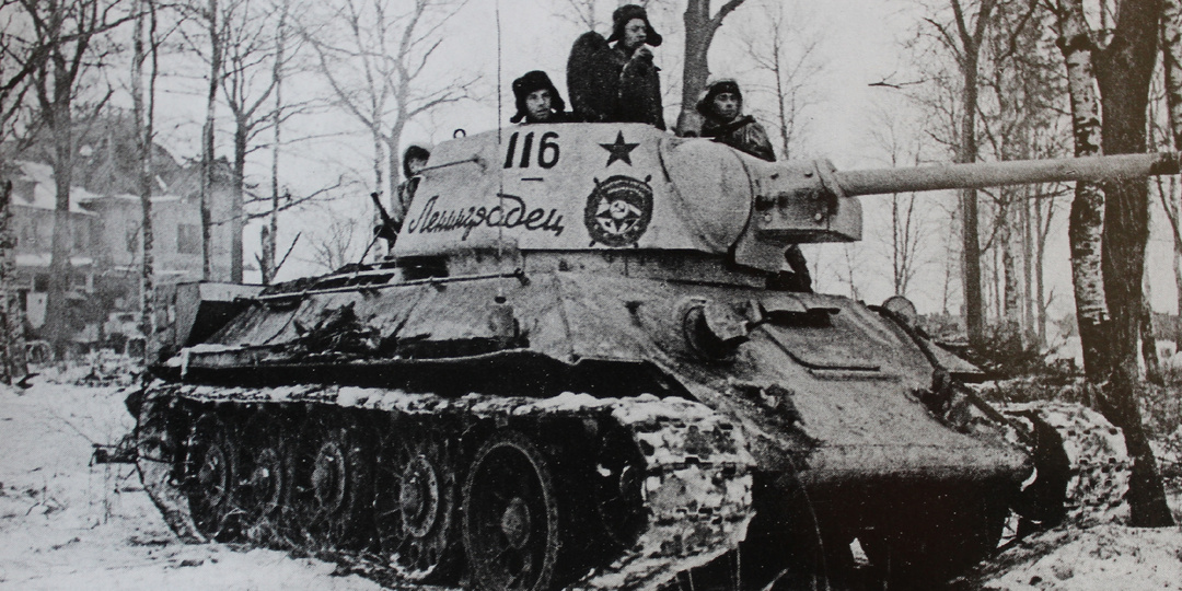 Шесть советских танков против 80: Легендарный бой вошедший в историю