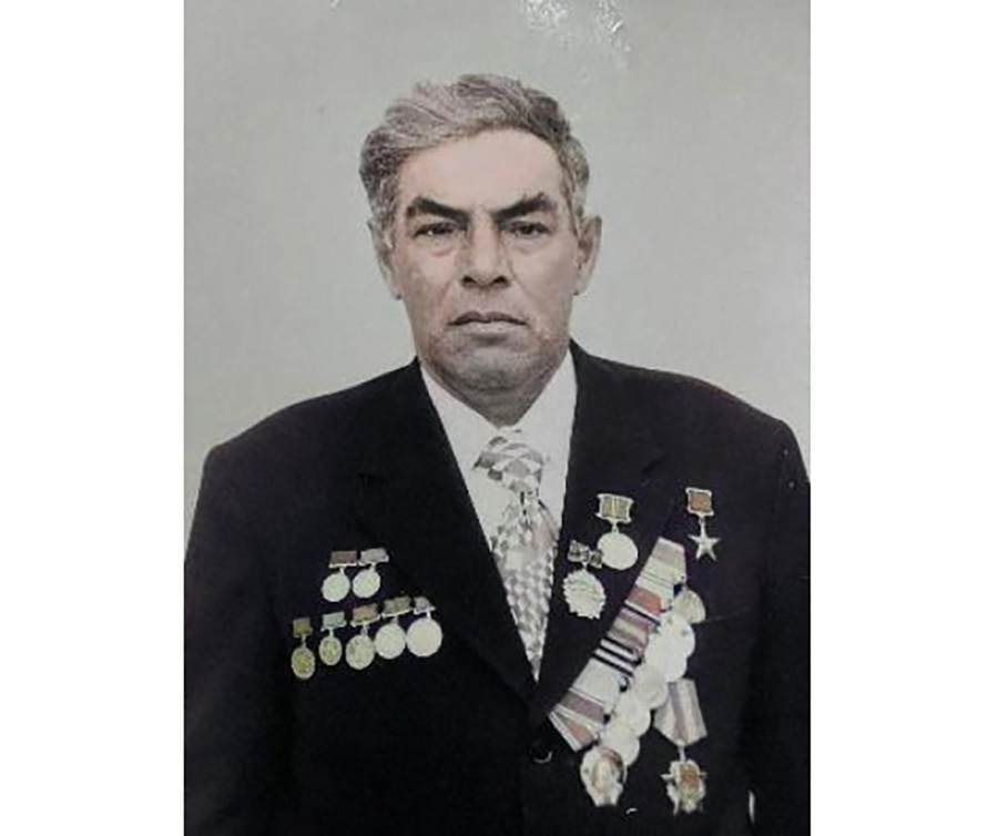     Герои не ищут легких путей: к 100-летию уроженца Копыльщины Александра Нахмановича