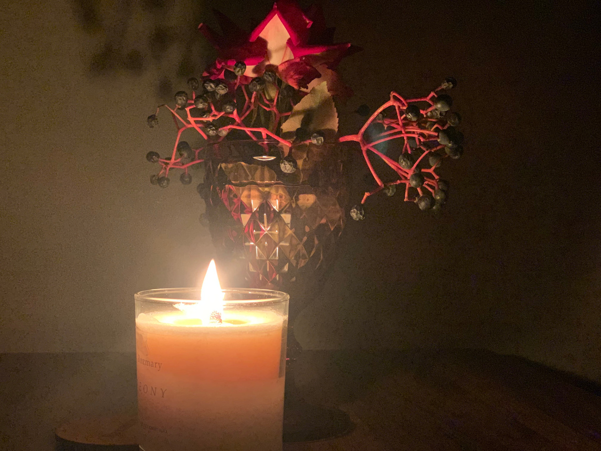 Осенний вечер при свечах. Фото автора канала