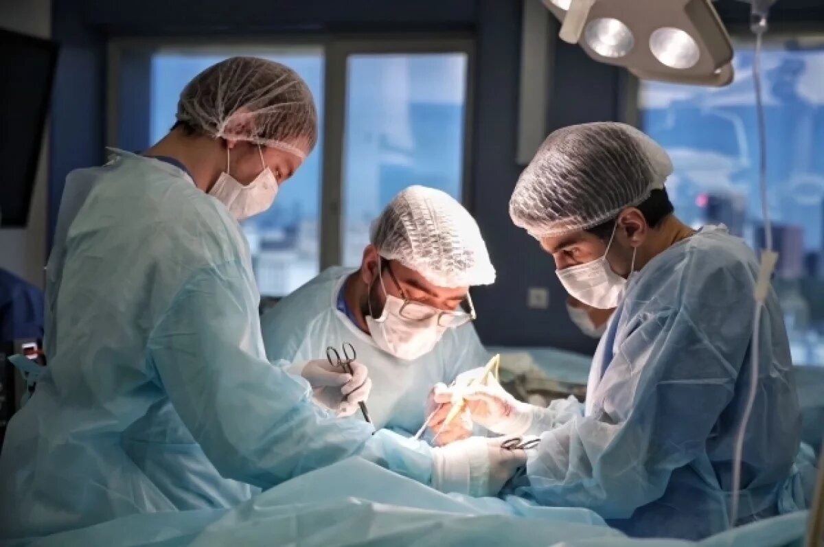    Тюменские врачи провели успешно сложную операцию на сосудах