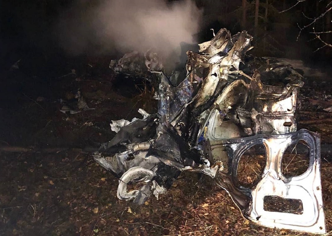 В крушении погибли известный пилот Валентин Комлев и бригада врачей, которые возвращались с вызова из Даровского.  Фото: пресс-служба МСЧ России