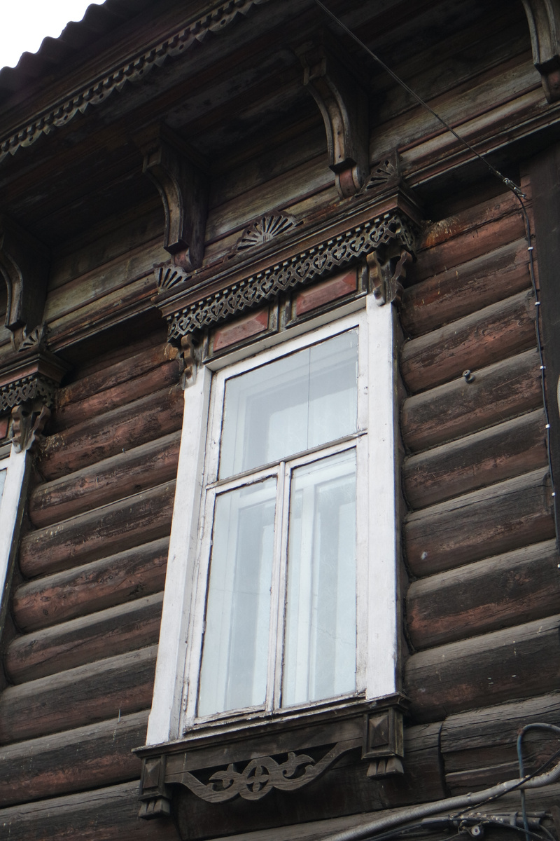 окошко на улице Карла Либкнехта