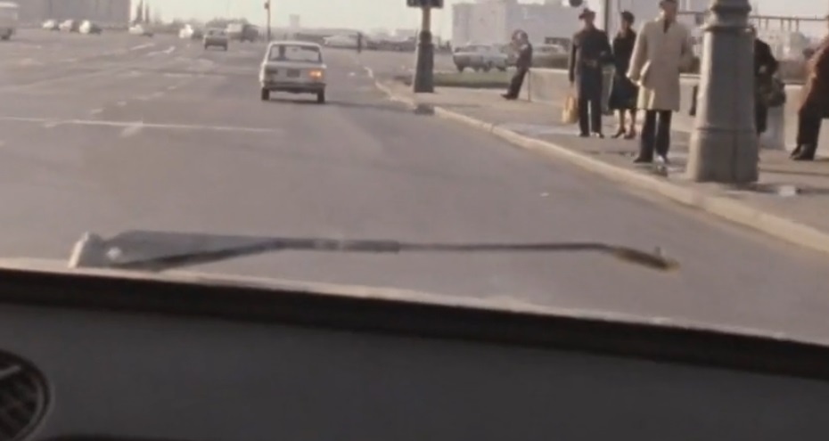 Кадр из фильма "Москва слезам не верит"