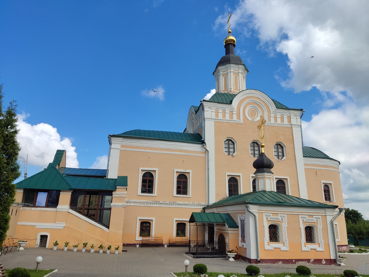 Свято-Троицкий монастырь в Смоленске