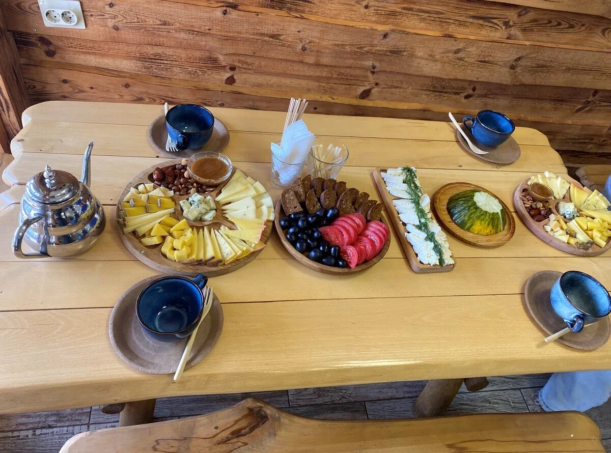    Дегустационный сет на сыроварне. Фото: АТОР