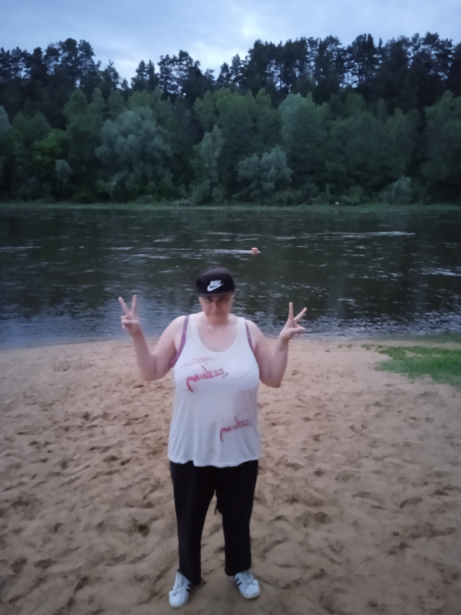 весна 2022 года, вес примерно 95 кг.