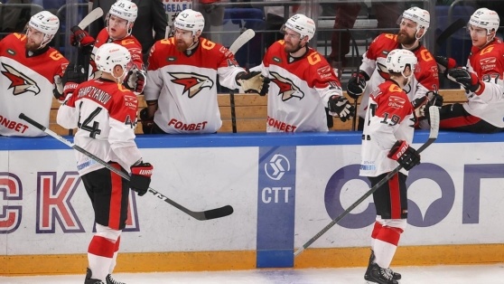    "Металлург" не реализовал буллит в овертайме и уступил "Авангарду" Андрей Бурков