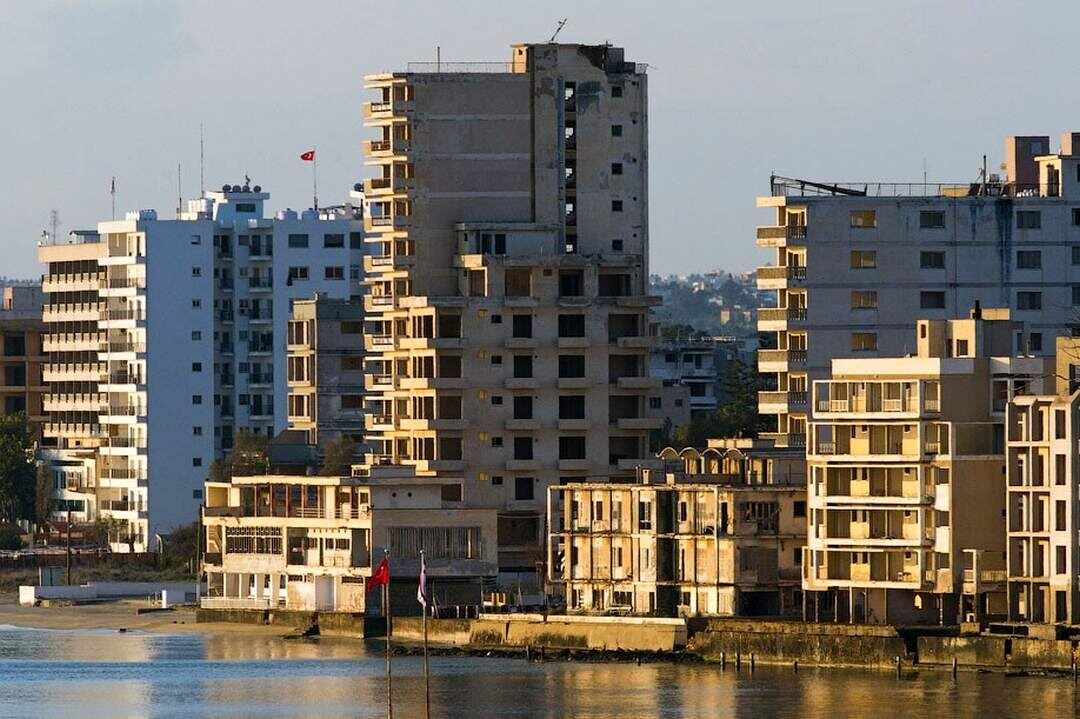 Разграбленные отели Вароши на побережье. Источник: Яндекс картинки