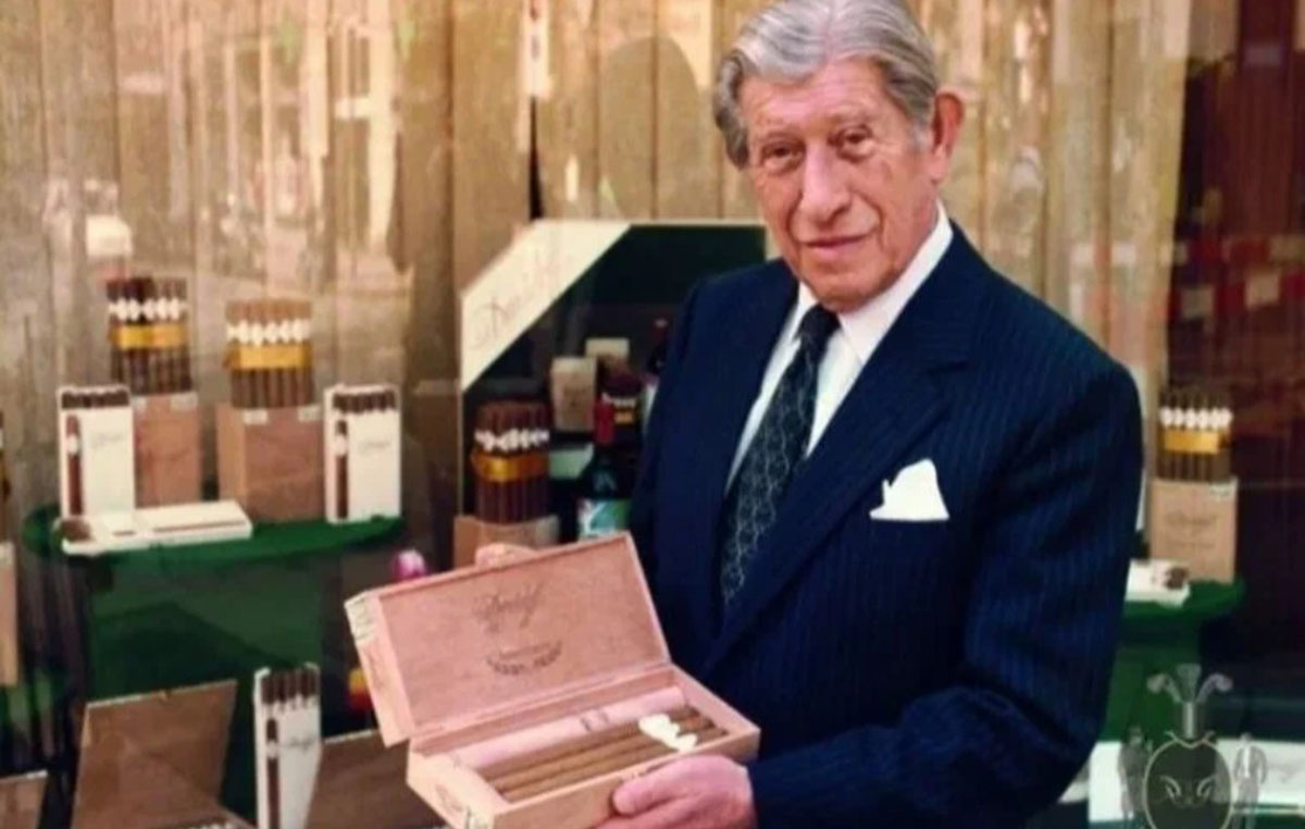 Зиновий Давыдов