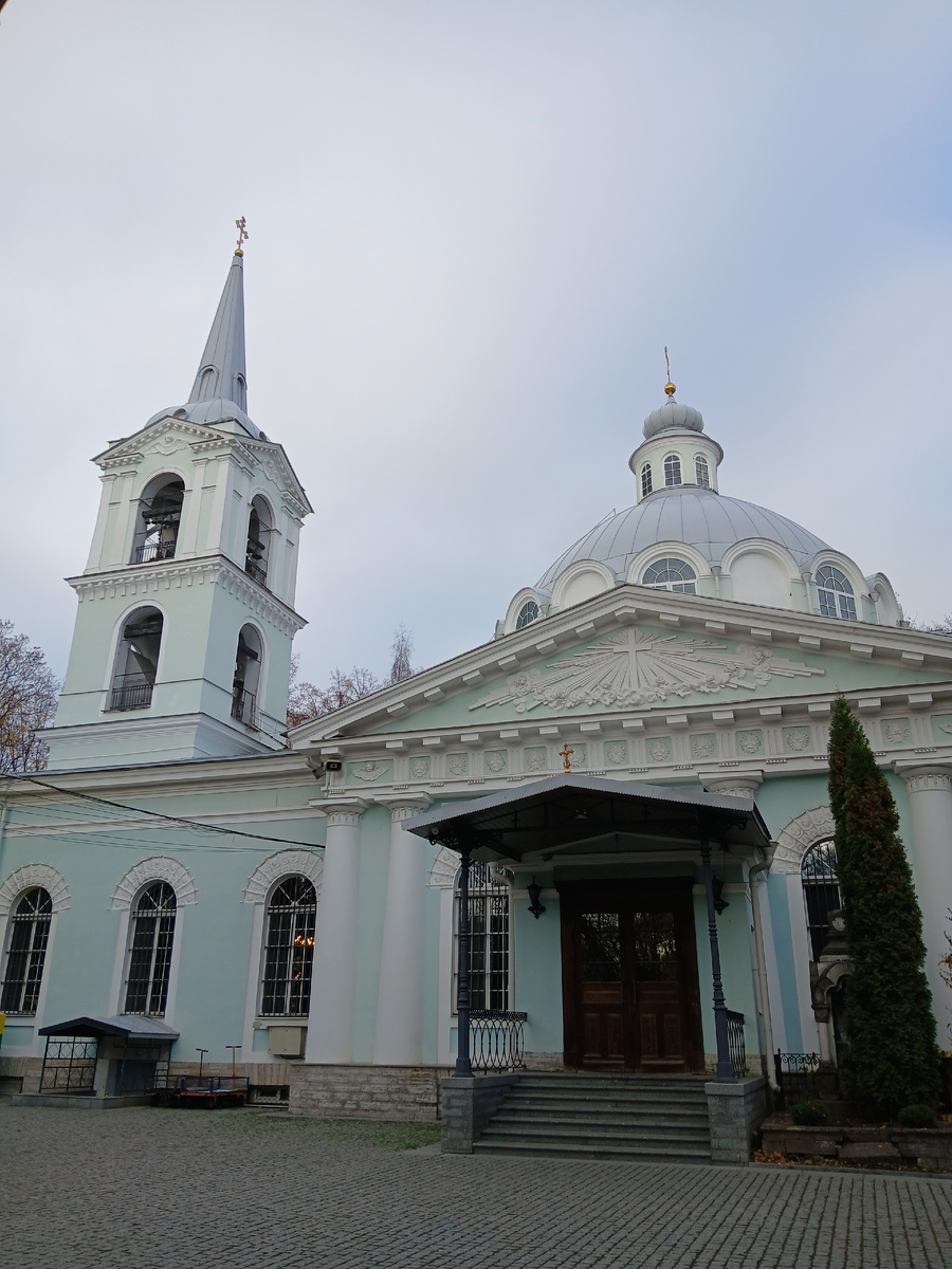 Фото 27.10.2024г. Авторское. Как и все другие фото. Собор Смоленской иконы божьей матери