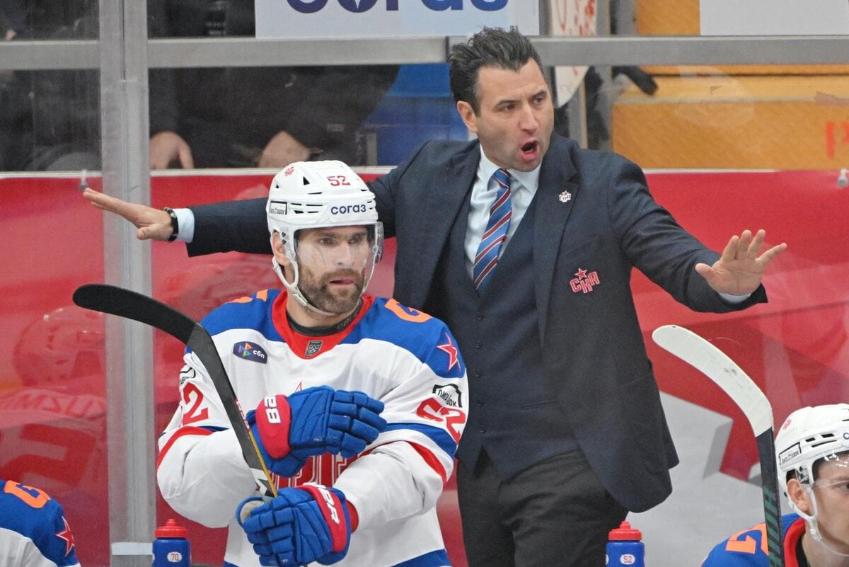    Роман Ротенберг (справа) был очень эмоционален во время матча со "Спартаком". Сергей Гунеев / © РИА "Новости"