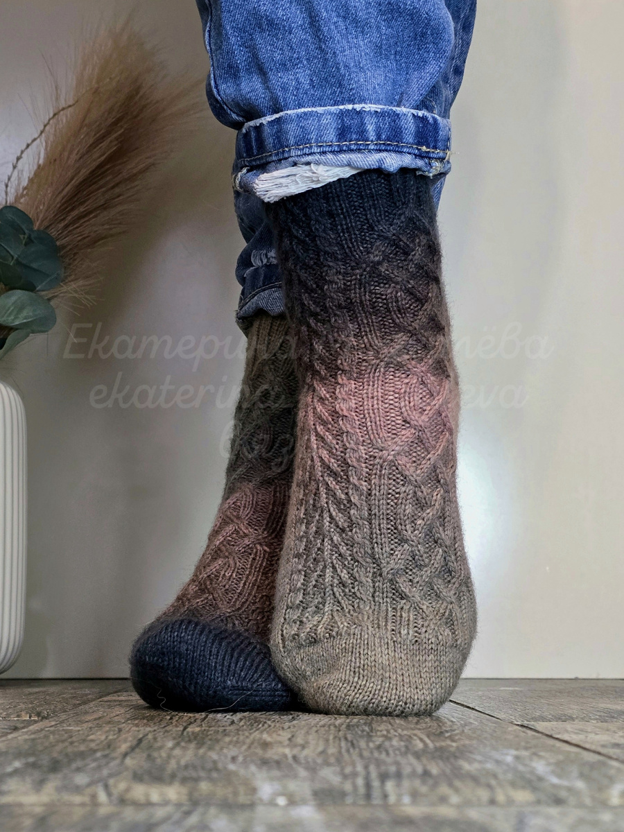 Носки связаны на 36 - 38 размер