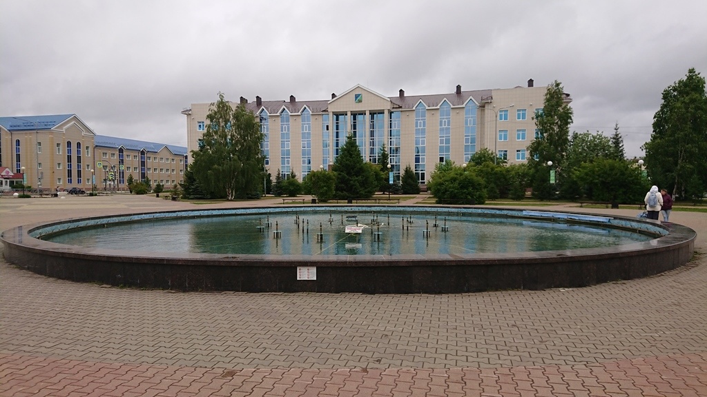 scale_1200