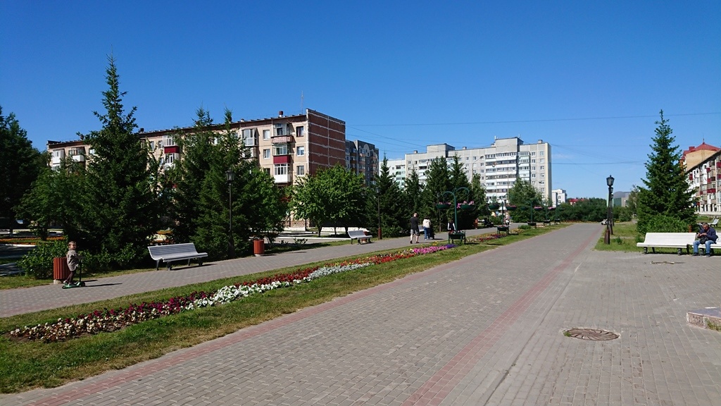 scale_1200