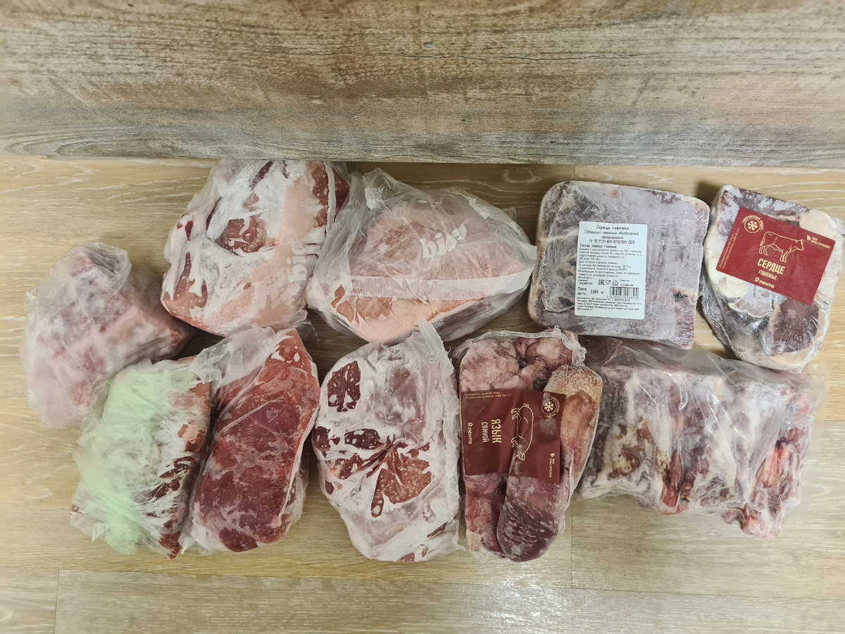 мясо было свежим, но я не сообразила сразу сфоткать, по этому фото уже после заморозки