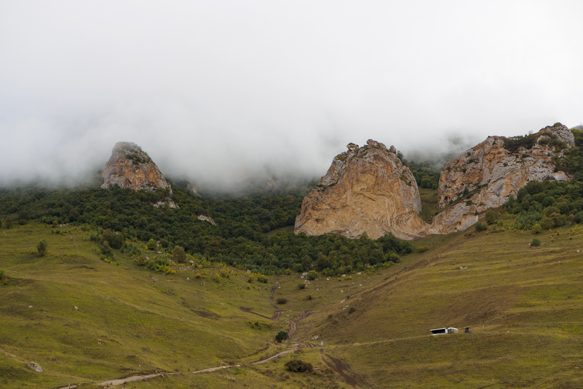 Облака спустились с гор, КБР
