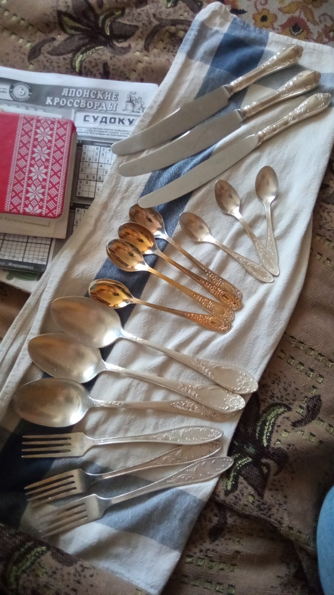 Отмытые и чуть-чуть натертые приборы (фото моё) 