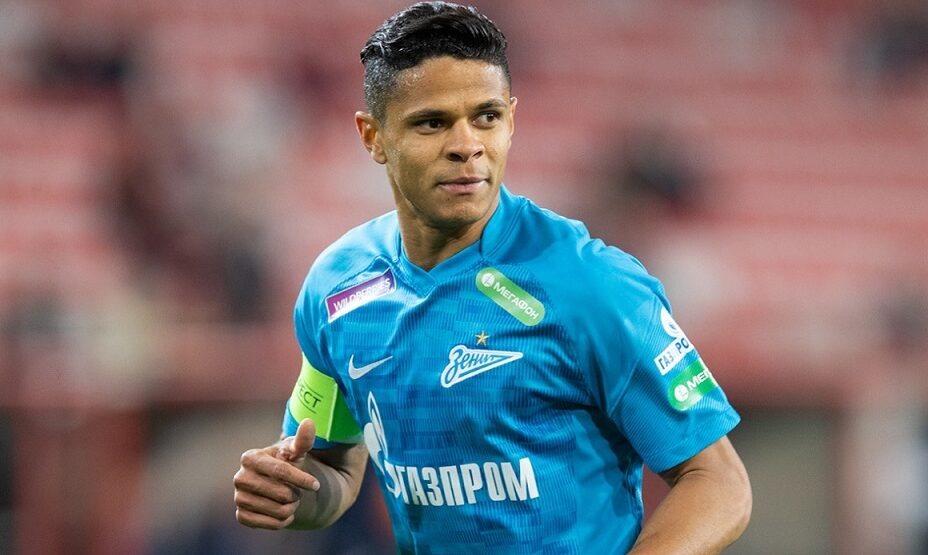    Капитан «Зенита» Дуглас Сантос раскритиковал своих партнеров. Фото: ФК «Зенит»