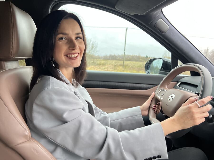    Женский взгляд на электромобиль и первый опыт Натальи Пальчиковской