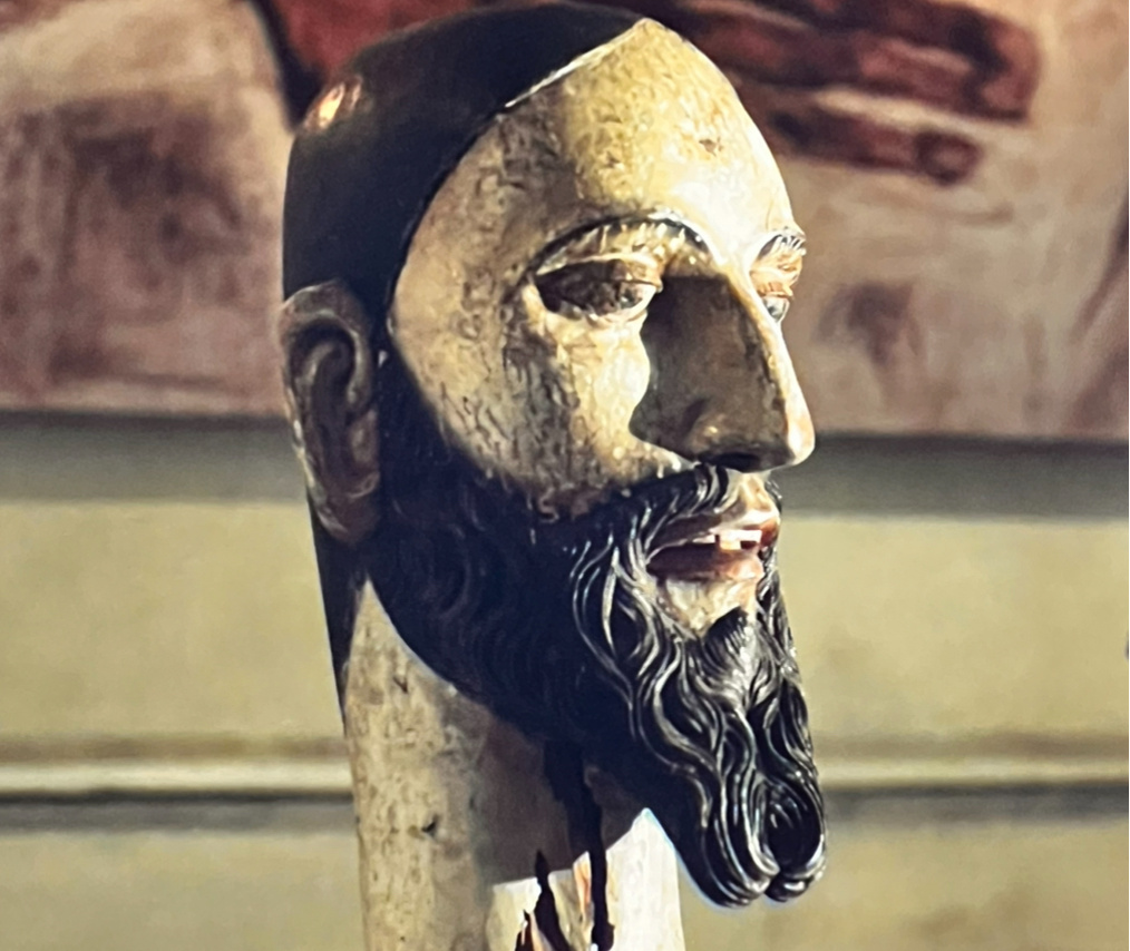 Бородатых носатых не пойми кого