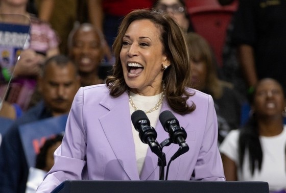     Камала Харрис