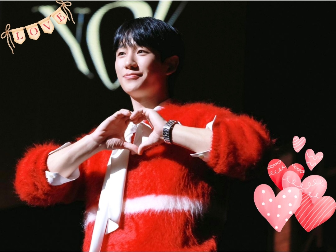 Фото с того самого фанмитинга (взято из открытого источника)