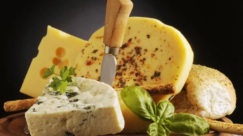     Элитные сыры. Michael Stern, CC BY-SA 2.0, part from original