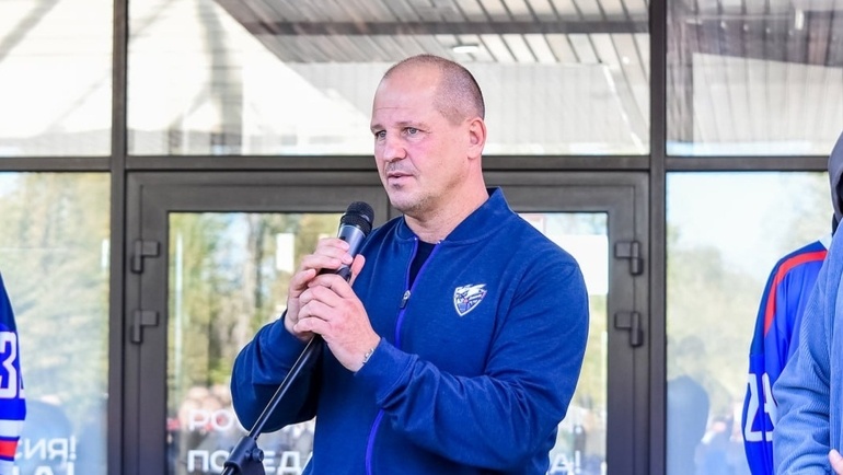    Генеральный директор «Лады» Александр Чеботарев.ХК «Лада»