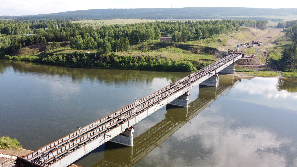© Росавтодор / rosavtodor.gov.ru / CC BY 4.0 (Строительство моста ч/з р. Кан, 2022 г.)