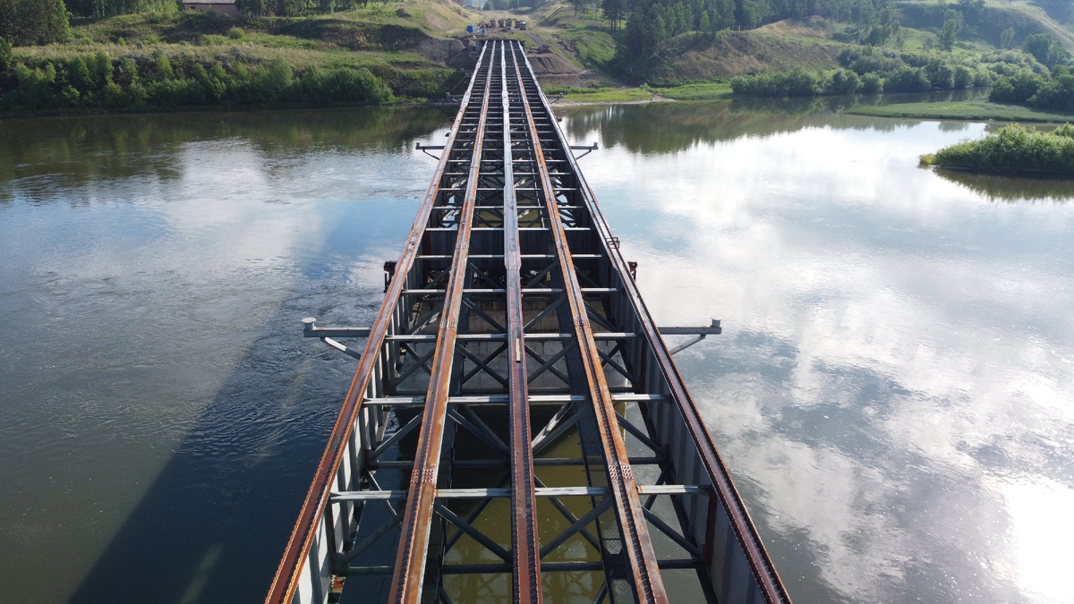 © Росавтодор / rosavtodor.gov.ru / CC BY 4.0 (Строительство моста ч/з р. Кан, 2022 г.)