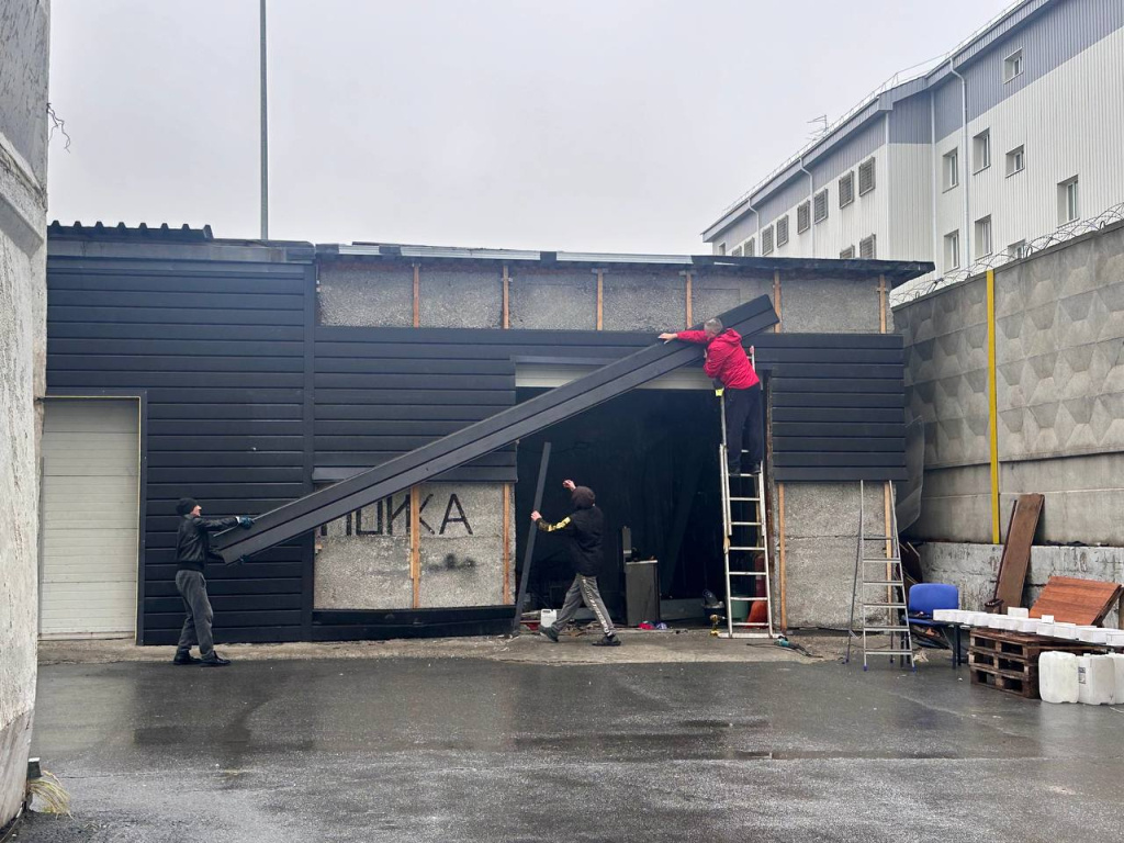    В Сургуте сносят незаконно установленные нестационарные объекты