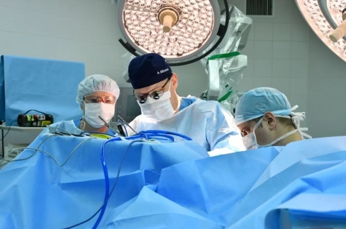    Врач Миронов объяснил, почему хирурги не носят белые халаты