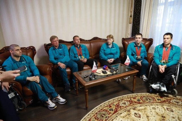    Встреча спортсменов в Барнауле. Фото:  АиФ/ Виктор Крутов