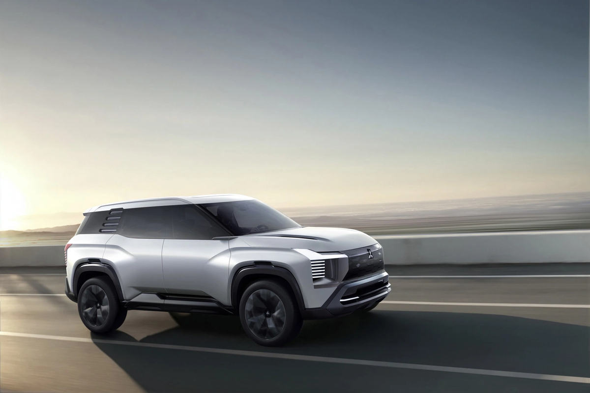 Фото Mitsubishi  📷
