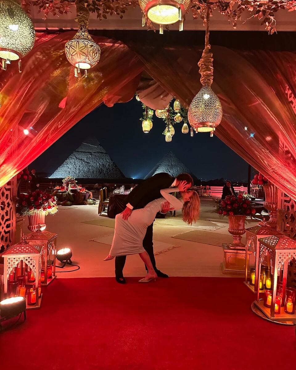 Перегрин Пирсон и Софи Тёрнер