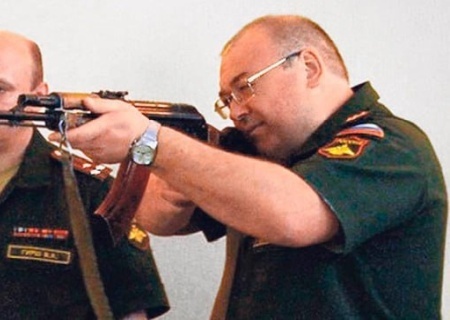    Экс-начальник управления связи ВС РФ арестован за взятку в особо крупном размере