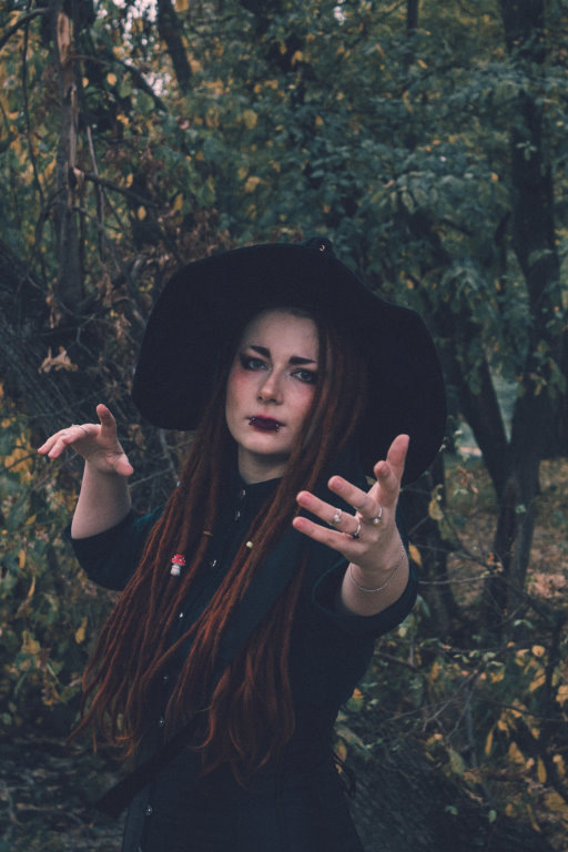 Приветствую! На связи Котовски. Здесь делюсь своими мыслями, видюшками и уникальным вайбом. Надеюсь, мой контент вдохновит тебя и подарит море положительных эмоций. Добро пожаловать! Не стесняйся подписываться и заглядывать ко мне почаще ;)