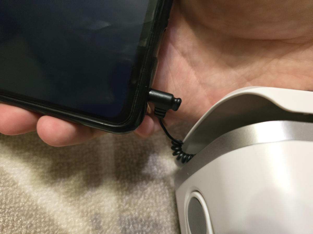 Проводок для наушников.