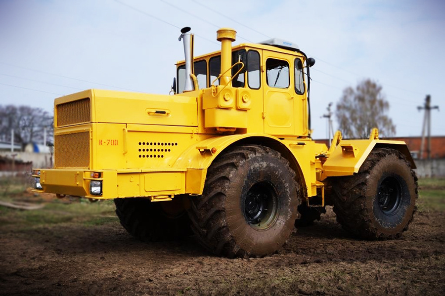 Легендарный "Кировец К 700". Фото из свободных источников