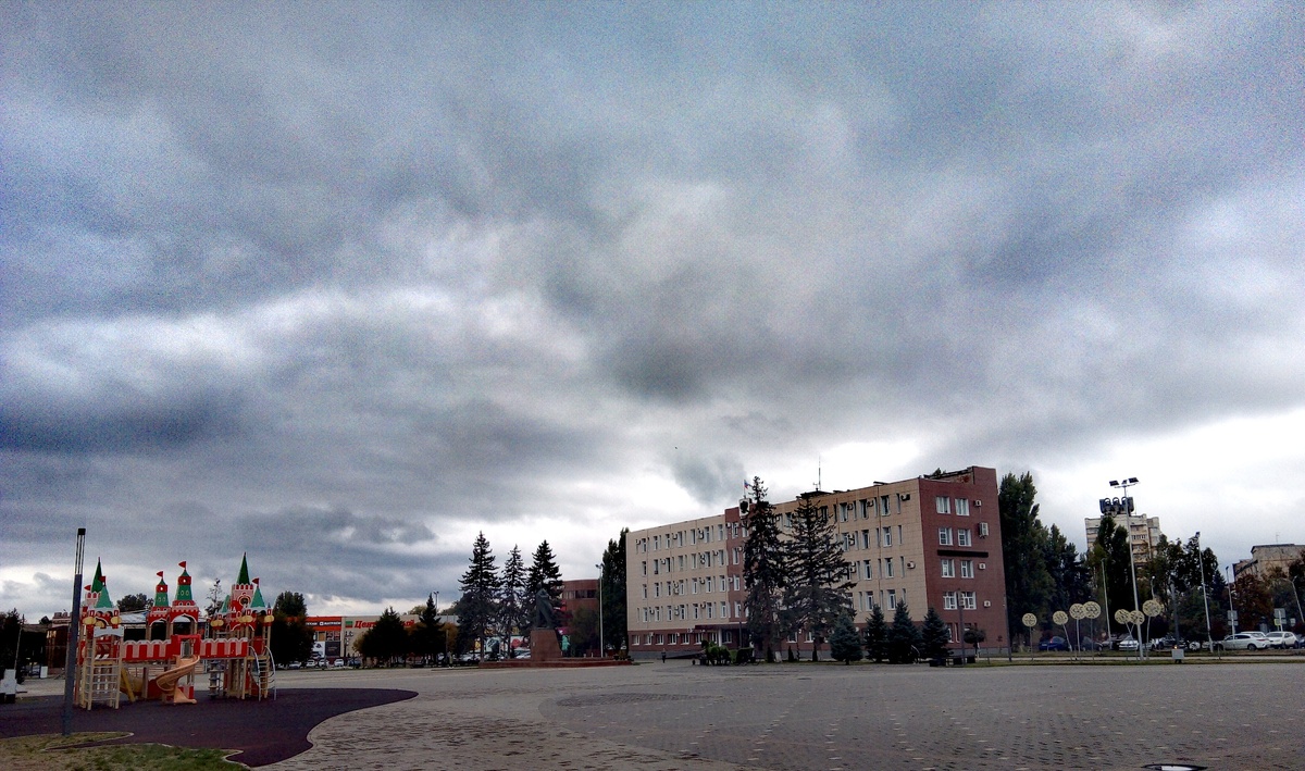  Площадь Победы. Октябрь 2024г