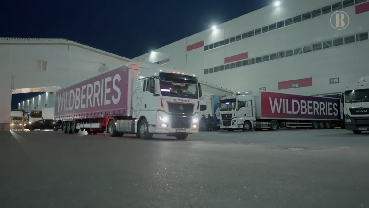 Склад Вайлдберриз. Фото взято с ютуб канала.