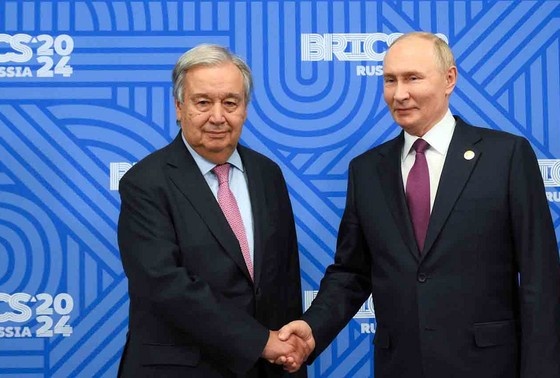    Владимир Путин с генеральным секретарём ООН Антониу Гутерришем